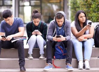 Социальные сети в 2026 году: Перегрузка, ИИ и Поиск Смысла