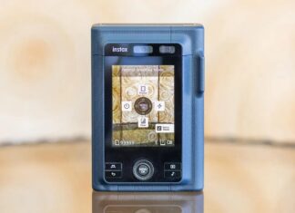 Fujifilm Instax Mini LiPlay Plus: uma câmera instantânea moderna com um toque diferente