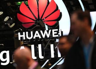 FCC gaat het verbod op Chinese technologie uitbreiden: oudere apparaten staan nu in het vizier