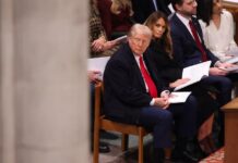 Віра та тертя: чому нещодавні нападки Трампа на Ватикан стали випробуванням для його релігійного електорату