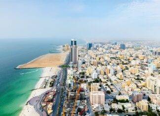 L’IA agentique redéfinit les services publics des Émirats arabes unis : le renouvellement de la licence commerciale d’Ajman en premier