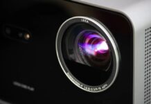 Leica Cine Play 1 vs JMGO N3 Ultimate: czy premia jest uzasadniona?