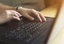 Як виправити помилки з жовтим трикутником у Диспетчері пристроїв Windows